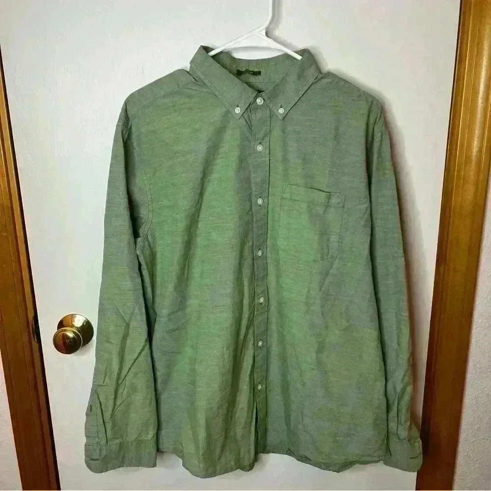 Eddie Bauer Classic Fit Button Down Shirt Men Large Green Collared‎ Long Sleeve
